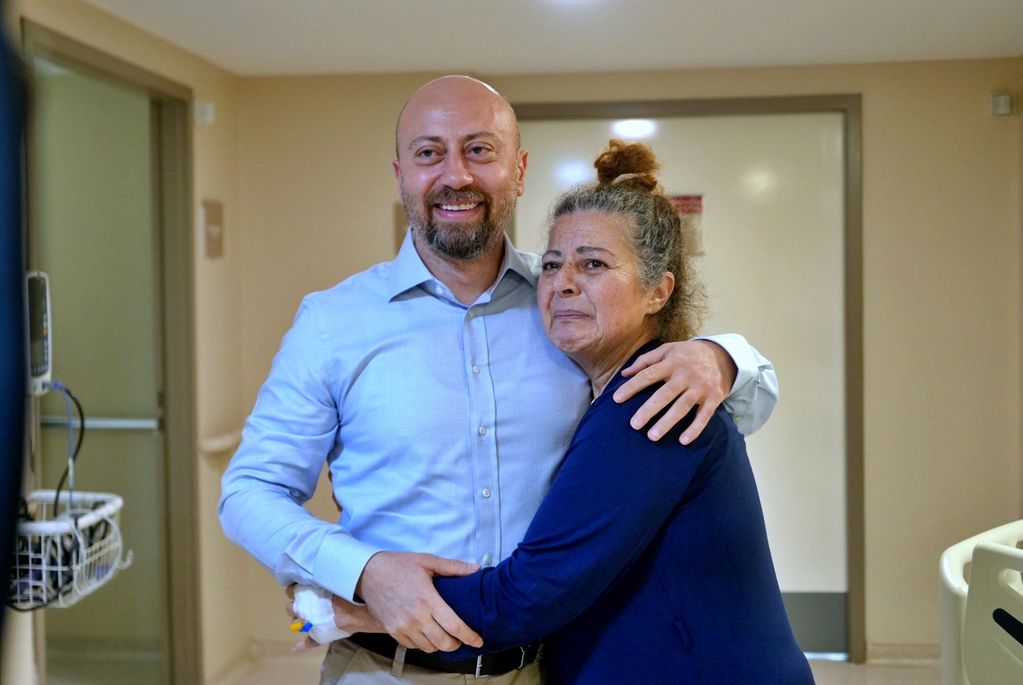 Bağırsağı Kangrene Gidiyordu, Kapalı Ameliyatla Kurtarıldı
