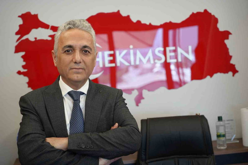 HEKİMSEN’den Uyarı: “Tıp Oyuncak Edilebilecek Bir Meslek Değil”