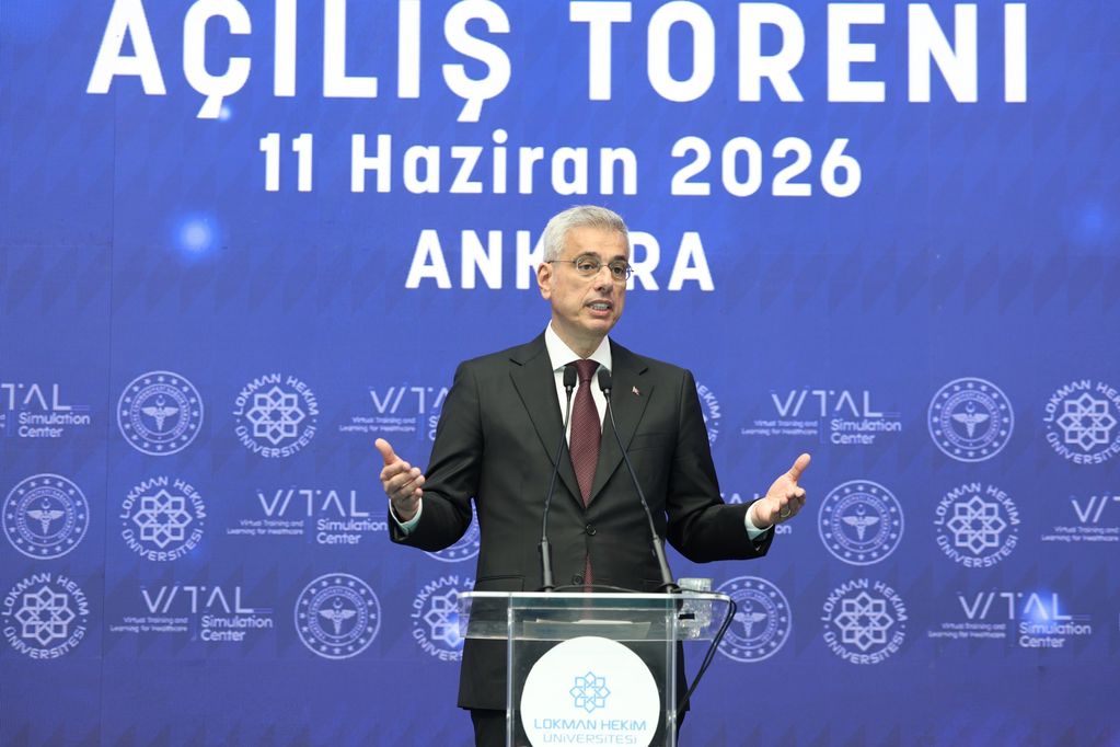 Bakan Memişoğlu: “Türkiye’yi Sağlıkta Bilgi ve Teknoloji Üreten Bir Merkez Haline Getirmek İstiyoruz”