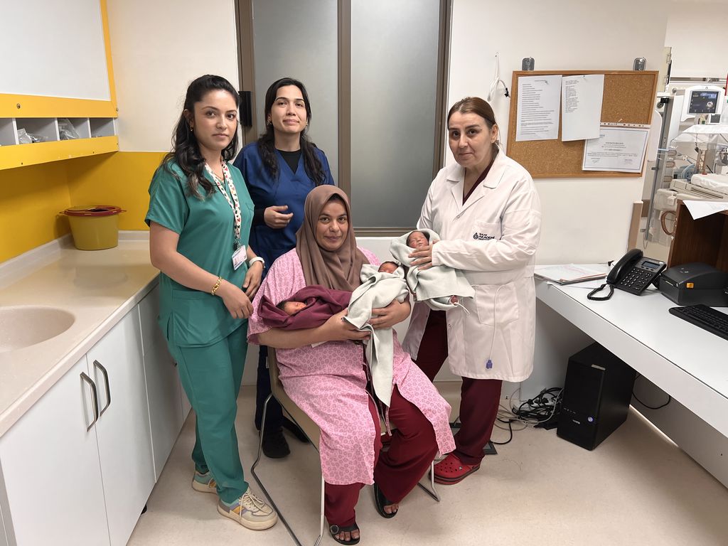 Kahramanmaraş'ta 10 Yıllık Hasret Sona Erdi: Tüp Bebek Tedavisiyle Üçüz Bebek Sevinci Yaşadılar